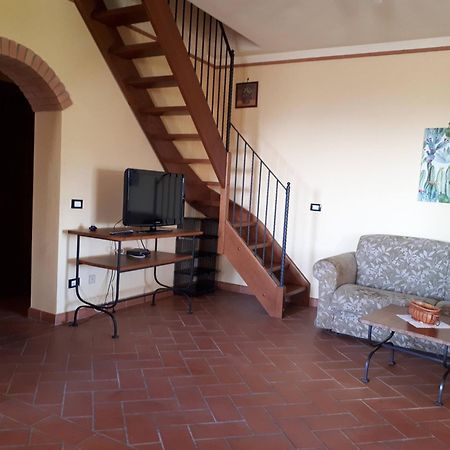 Villa Agriturismo Montemari à Palaia Chambre photo